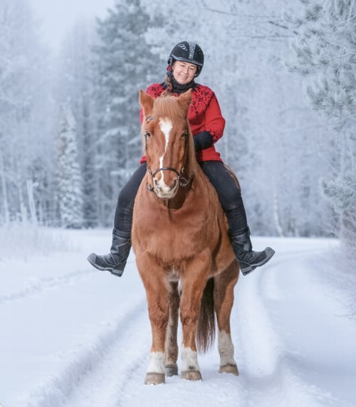 Helena_Heiskala_ratsukko